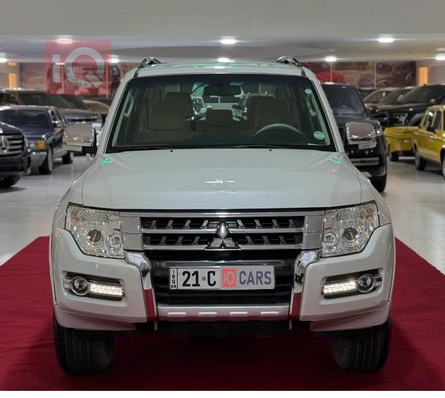 ميتسوبيشي باجيرو